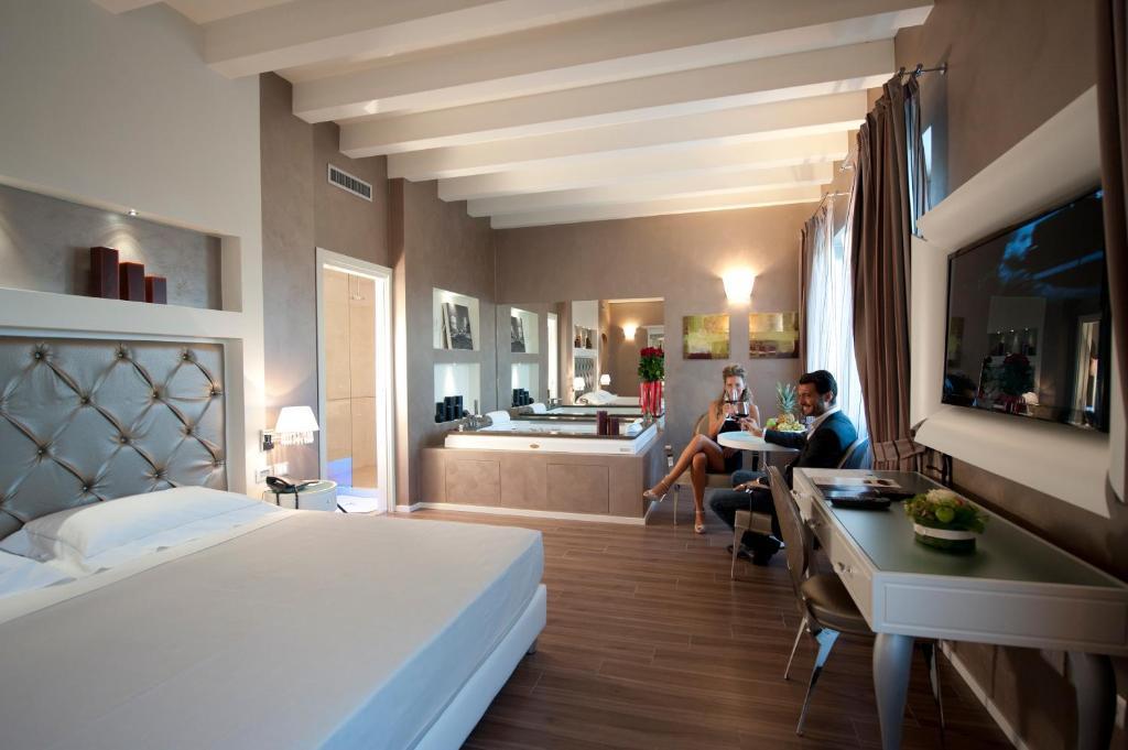 Hotel Morgana Rodengo-Saiano Стая снимка