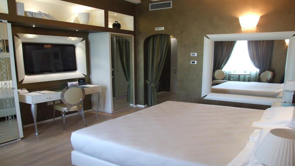 Hotel Morgana Rodengo-Saiano Екстериор снимка